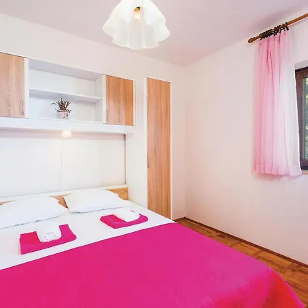 Awesome In Pobri With House Sea View Volosko