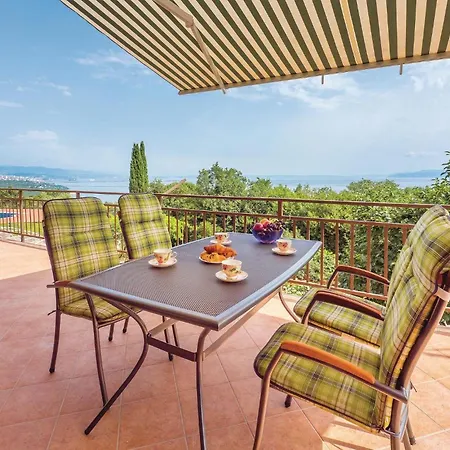 Awesome In Pobri With House Sea View Apartment Volosko